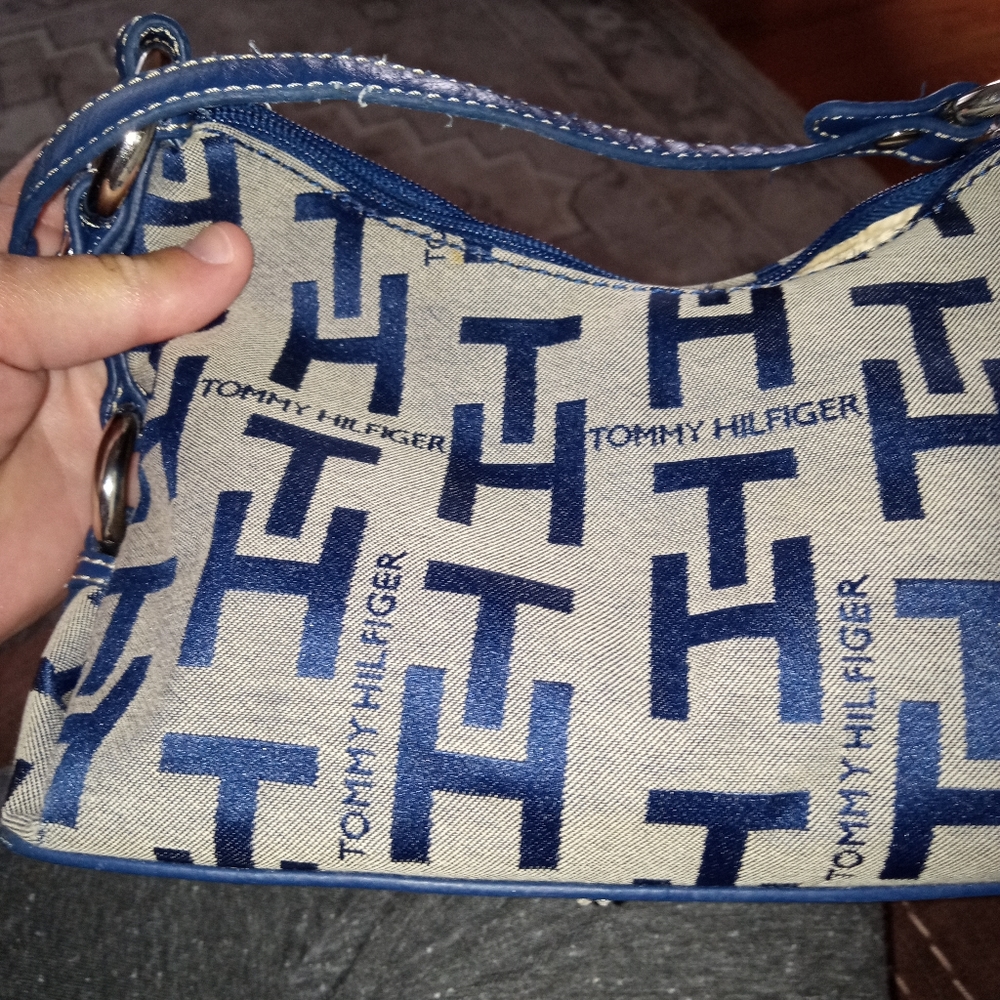 Tommy Hilfiger slouch small logo bag
